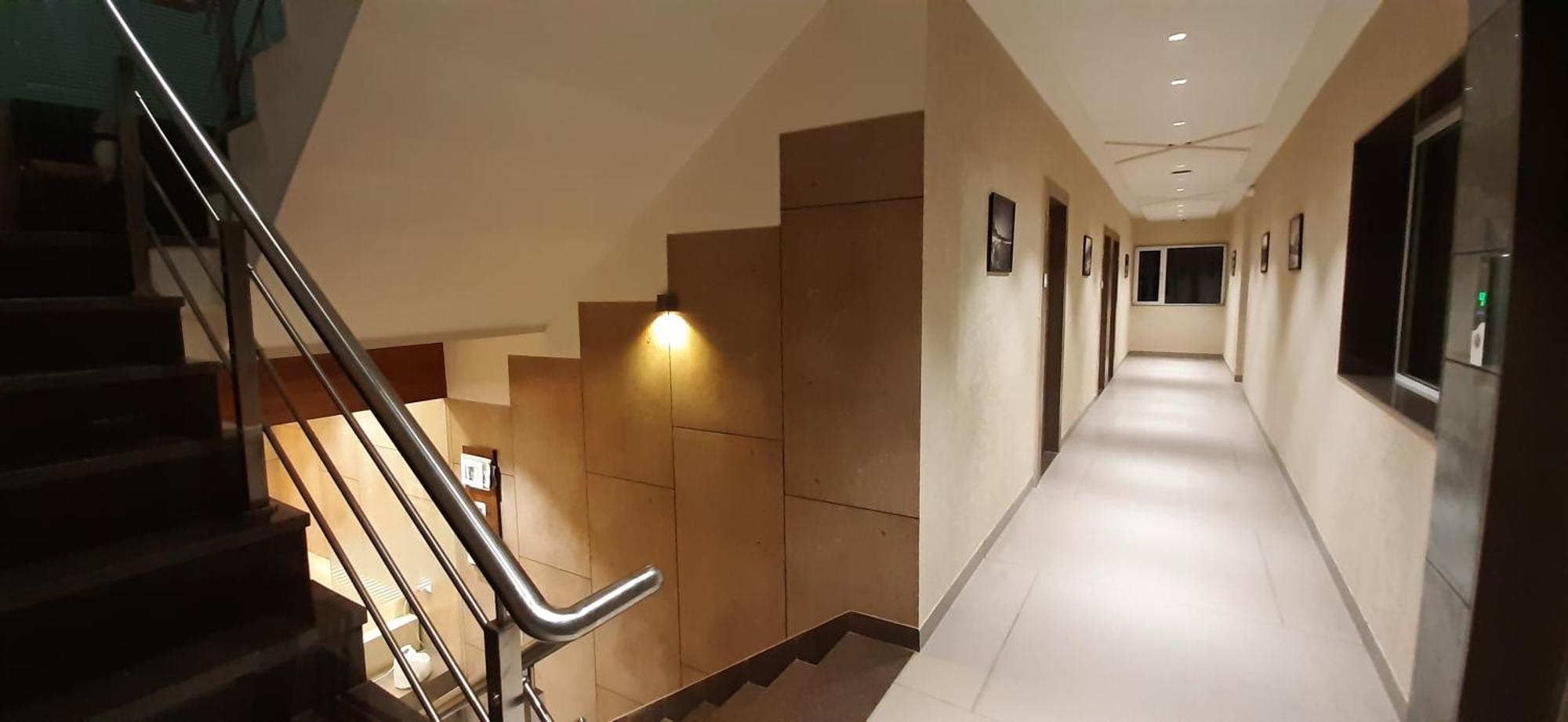 Hotel Kinara Ahmadábád Exteriér fotografie